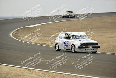 media/Jan-26-2025-CalClub SCCA (Sun) [[cfcea7df88]]/Group 5/Race/